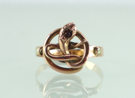Antieke Franse gouden ring slang met granaat