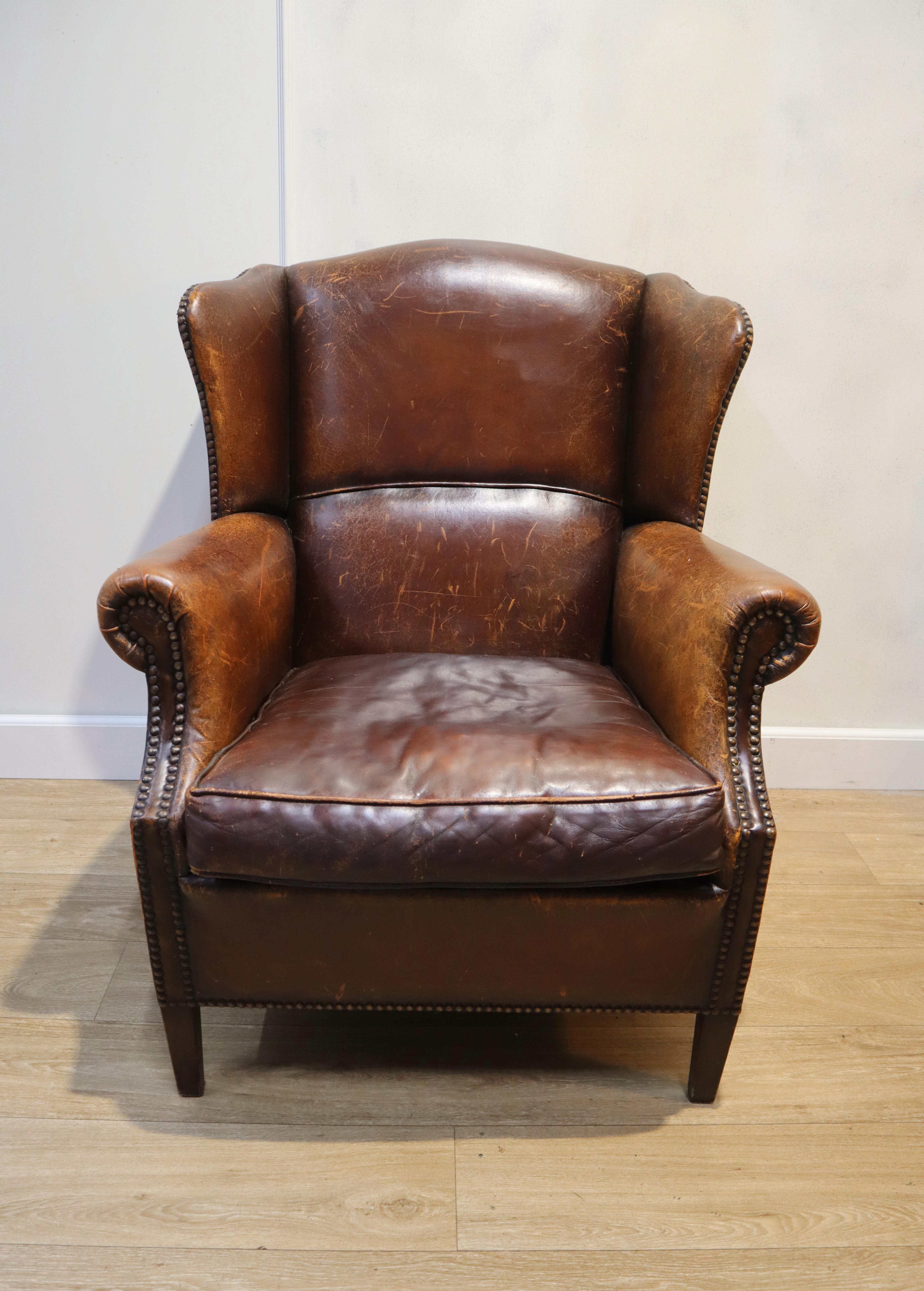 Lederen oorfauteuil, clubfauteuil