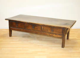 Antieke Spaanse tafel, salontafel