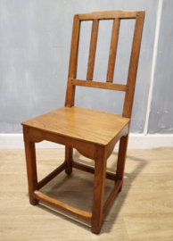 Set antieke iepenhouten stoeltjes