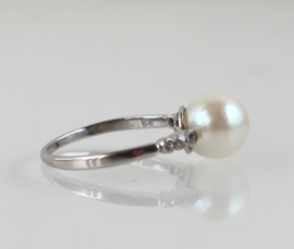 Art Deco platina ring met parel en diamantjes