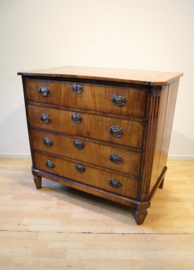 Antieke Louis Seize commode, 18e eeuw.