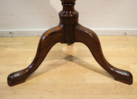 Antiek Engels tilt top tafeltje