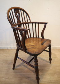 Antieke Windsorstoel, taxushout