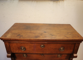 Antieke Hollandse chiffonière