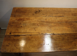Antieke Franse tafel