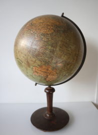 Antieke Nederlandse globe, Dr. Neuse ca. 1929