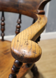 Antieke Engelse captainchair, 19e eeuw