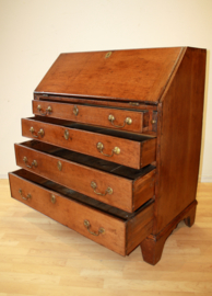 Antieke Engelse secretaire