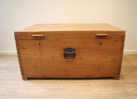 Vintage koloniale kist
