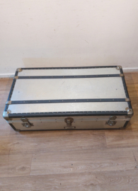 Vintage aluminium reiskoffer