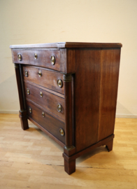 Antieke Hollandse commode