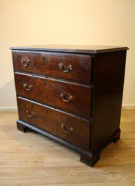 Antieke Engelse commode 18e eeuw