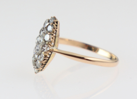 Antieke 18 karaat gouden ring, markiesring, met diamanten