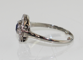 Antieke witgouden Art Deco ring met diamant en saffier