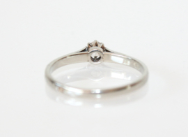 Vintage 14 kt witgouden solitairring met briljant geslepen diamant