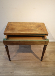 Antiek Hollands kaarttafeltje/sidetable