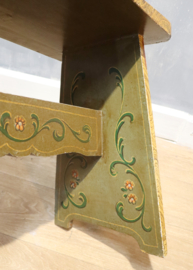 Beschilderd antiek Fries krukje