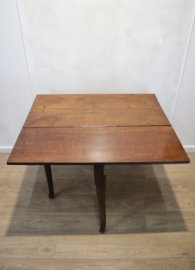 Antieke Engelse Pembroketafel, 18e eeuw