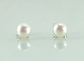 Oorknoppen 18k goud bouton parel 5,8 mm