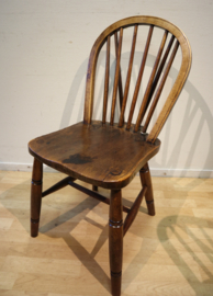 Vier antieke Windsorstoelen