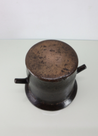 Antieke bronzen vijzel