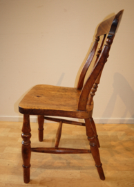 Vier antieke Windsor stoelen