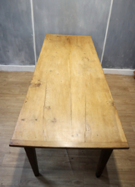 Antieke Franse boerentafel