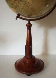 Antieke Nederlandse globe, Dr. Krausse/P. Räth ca. 1920