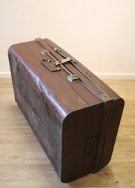 Vintage metalen reiskoffer Hagemeijer