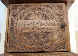 Antiek kerfsnede stoofje, 1866