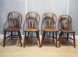 Set antieke Windsorstoelen
