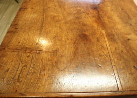 Antieke tafel, 18e  eeuw