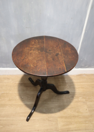 Antieke Engelse tilttoptafel, 18e eeuw
