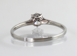 Antieke witgouden solitair ring met oudslijpsel diamant 0,55 ct.