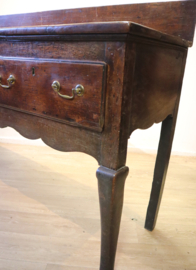 Antieke Engelse dresser / sidetable, 18e eeuw