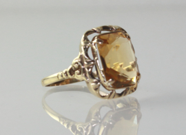 Antieke 14 karaat gouden ring met grote citrien