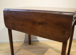 Antieke Engelse Pembroketafel