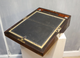 Antieke Engelse schrijfkist met geheime vakjes