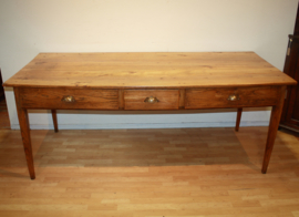 Antieke Franse tafel