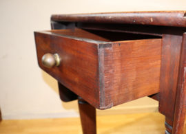 Antieke Engelse Pembroketafel