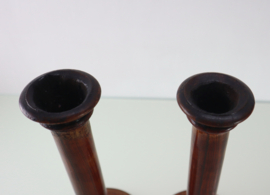 Set antieke houten kandelaars