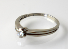 Vintage witgouden ring met diamant