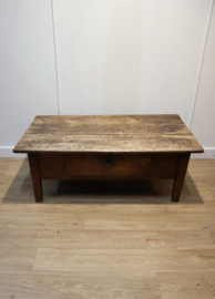 Antieke Spaanse salontafel