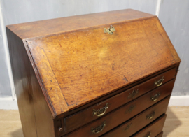 Antieke Engelse secretaire, 18e eeuw