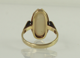 Vintage 14 gouden ring met prachtige grote opaal