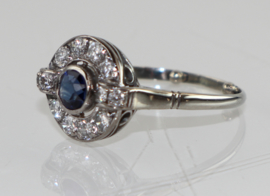 Antieke witgouden Art Deco ring met diamant en saffier