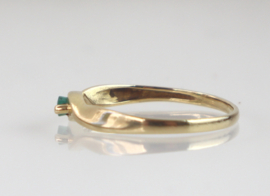 Antieke gouden ring met smaragd