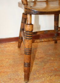 Twee Engelse Windsor Smokers chairs