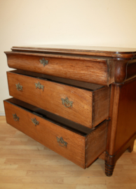 Antieke Hollandse commode, 19e eeuw.